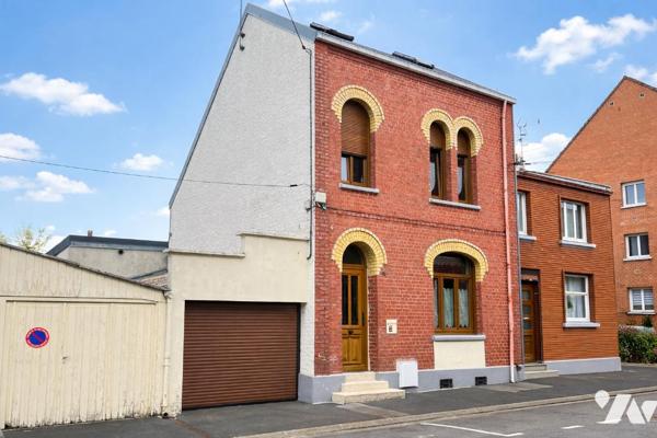 Maison familiale  6 chambres d'une superficie habitable approximative est de 157 m².