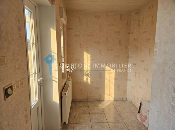 Maison
                                                                                                                                                                                                                                                                                                                        5 pièce(s)                                                                                                                                                                                                          3 chambre(s)                                                                                                                                                                                                          144  m²