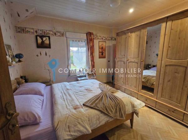 Maison
                                                                                                                                                                                                                                                                                                                        5 pièce(s)                                                                                                                                                                                                          3 chambre(s)                                                                                                                                                                                                          144  m²