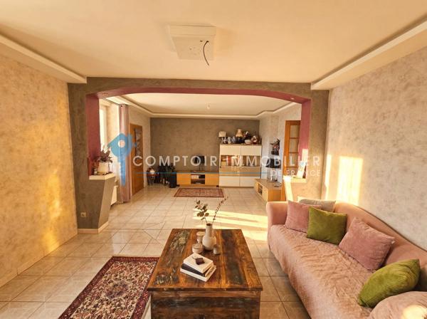 Maison
                                                                                                                                                                                                                                                                                                                        5 pièce(s)                                                                                                                                                                                                          3 chambre(s)                                                                                                                                                                                                          144  m²