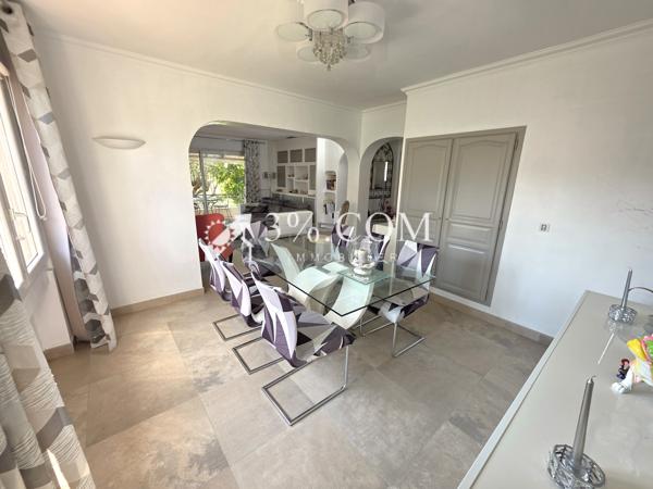 Maison 6 pièce(s) 3 chambre(s) 140 m²