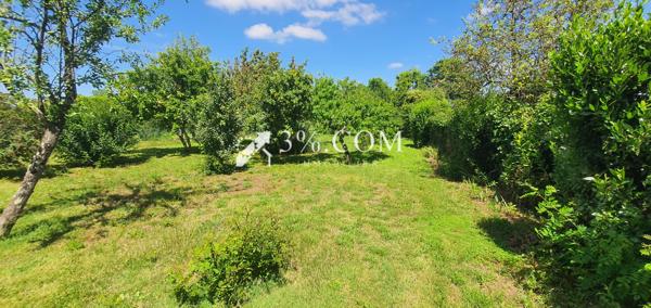 Moutiers- sur-le-Lay maison à rénovée de 90m² avec une grange aménageable. Moutiers-sur-le-Lay (85320)