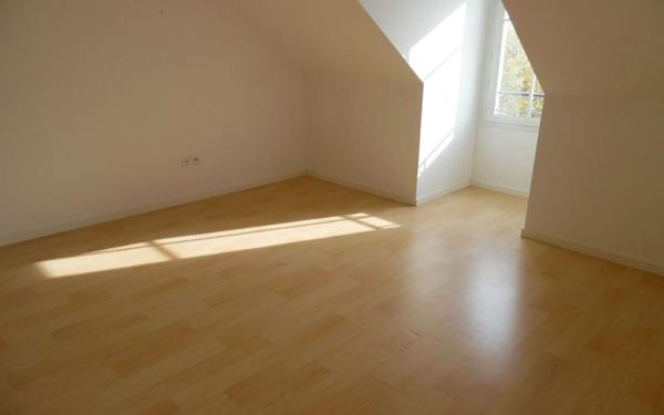 Appartement à louer    2 pièces •  Yerres