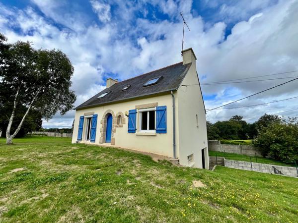Maison à PLOUMAGOAR, 22970 - 5 pièces 95m²