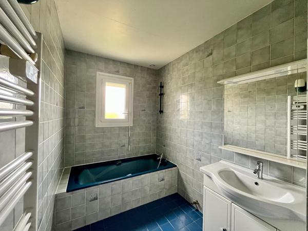 Maison à PLOUMAGOAR, 22970 - 5 pièces 95m²