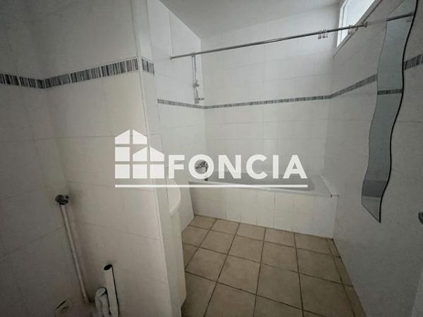 Location Appartement 2 pièces 47.38 m² - 1 AVENUE DES ANEMONES Pontault Combault 77340