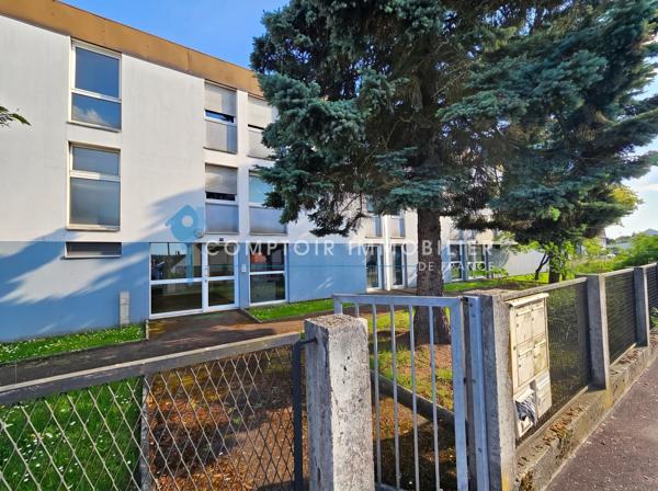 Appartement
                                                                                                                                                                                                                                                                                                                        5 pièce(s)                                                                                                                                                                                                          3 chambre(s)                                                                                                                                                                                                          87  m²