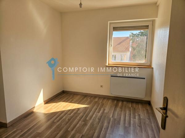 Appartement
                                                                                                                                                                                                                                                                                                                        5 pièce(s)                                                                                                                                                                                                          3 chambre(s)                                                                                                                                                                                                          87  m²