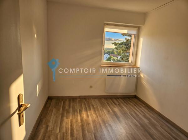 Appartement
                                                                                                                                                                                                                                                                                                                        5 pièce(s)                                                                                                                                                                                                          3 chambre(s)                                                                                                                                                                                                          87  m²
