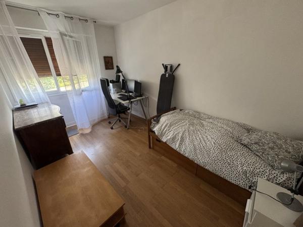 Appartement à louer 1 280 € CC Poissy 3 p 69 m² DPE D