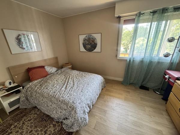 Appartement à louer 1 280 € CC Poissy 3 p 69 m² DPE D