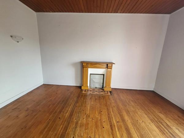 Maison traditionnelle à vendre 6 pièces LANVEOC (29)