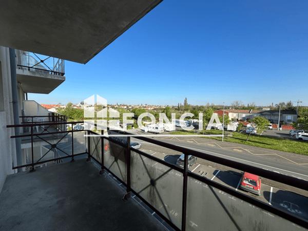 Location Studio 20.8 m² - 11 AVENUE MARCEL DASSAULT Rochefort 17300