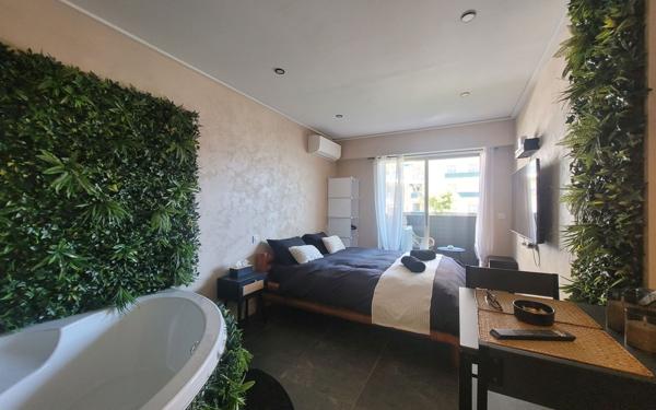 Appartement à vendre    1 pièce • 25 m2 Le Cannet