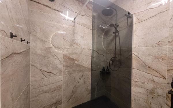 Appartement à vendre    1 pièce • 25 m2 Le Cannet