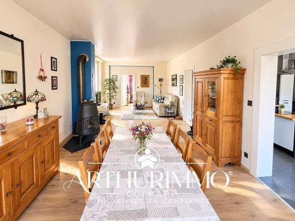 Vente                                                      Maison
                        
                     8 pièces                      234 m2                     à Colmar