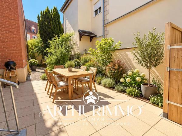 Vente                                                      Maison
                        
                     8 pièces                      234 m2                     à Colmar