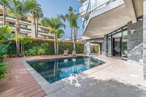 Cagnes-sur-Mer, Villa 4 Chambres -  240 m² à vendre