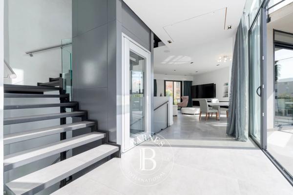 Cagnes-sur-Mer, Villa 4 Chambres -  240 m² à vendre