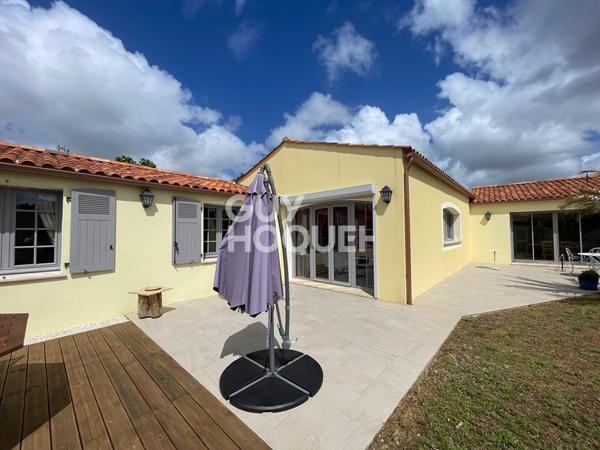 Coup de coeur : Villa 4 chambres sur 839 m² à Challans