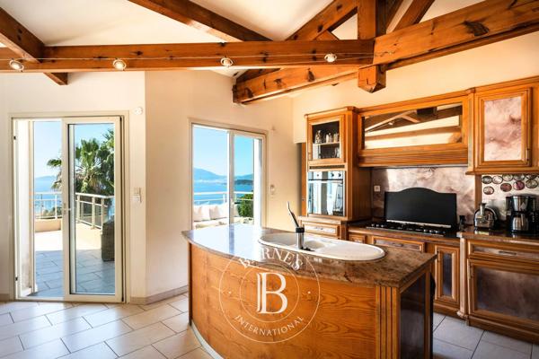 Porticcio, Villa 6 Chambres -  255 m² à vendre