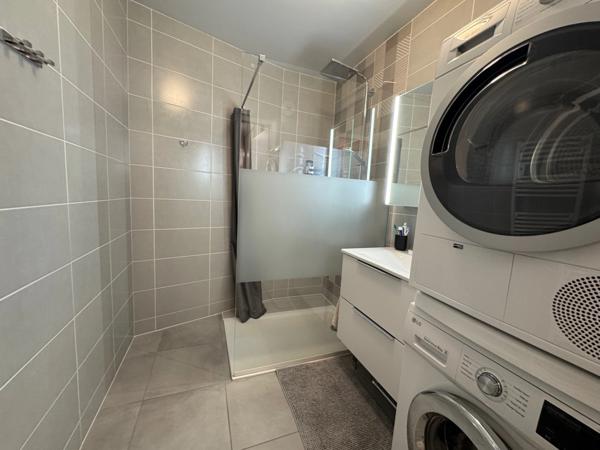 Appartement à vendre 4 pièces (73) - Terrasse de 45 M2 avec vue exceptionnelle, garage et stationement