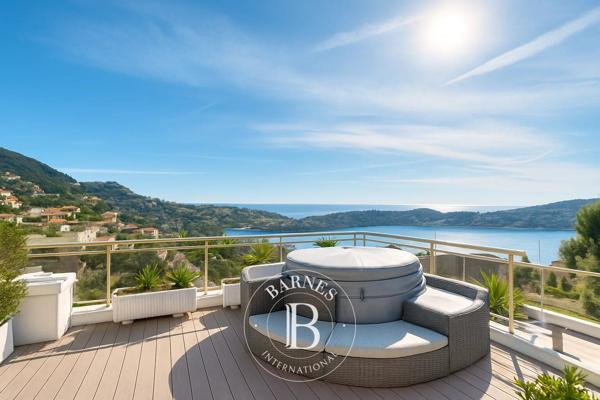 Villefranche-sur-Mer, Villa 3 Chambres -  272 m² à vendre