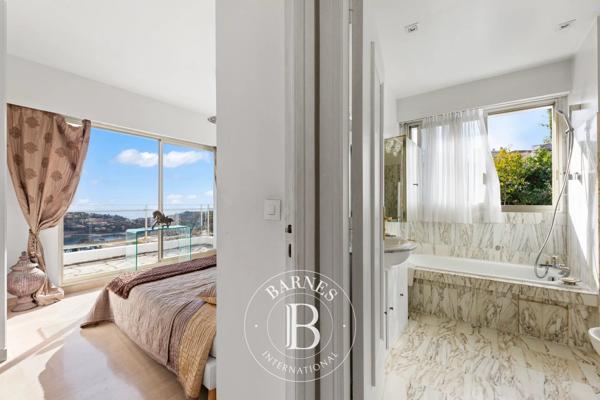 Villefranche-sur-Mer, Villa 3 Chambres -  272 m² à vendre