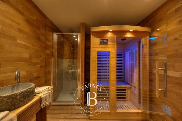 Villefranche-sur-Mer, Villa 3 Chambres -  272 m² à vendre