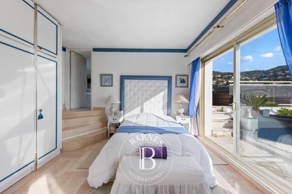 Villefranche-sur-Mer, Villa 3 Chambres -  272 m² à vendre