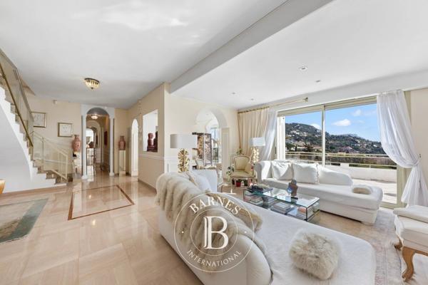 Villefranche-sur-Mer, Villa 3 Chambres -  272 m² à vendre