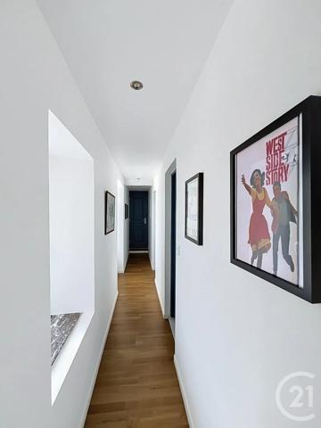 Maison à vendre  7 pièces - 252 m 2   VERBERIE  - 60
