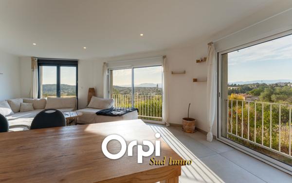 Maison à vendre    5 pièces •  Villeneuve-de-Berg