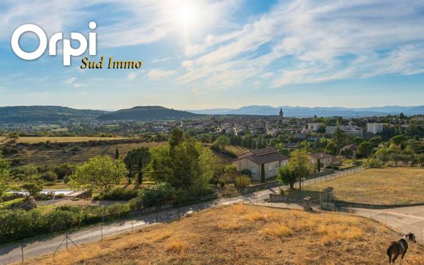 Maison à vendre    5 pièces •  Villeneuve-de-Berg