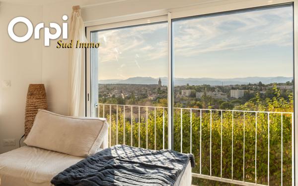 Maison à vendre    5 pièces •  Villeneuve-de-Berg