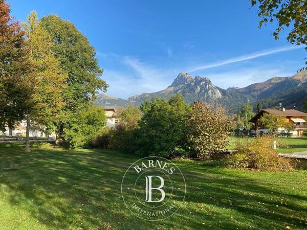 Bernex, Terrain constructible  597 m² à vendre