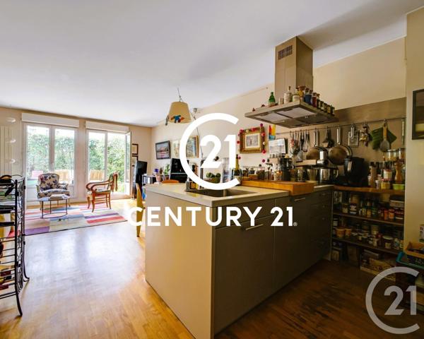 Appartement F4 à vendre  4 pièces - 110 m2 PARIS - 75010