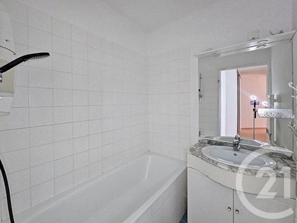 Appartement F3 à vendre  3 pièces - 75,17 m2 LIEUSAINT - 77