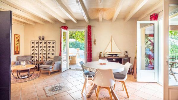 Sarlat-la-Canéda, Maison 6 Chambres -  200 m² à vendre