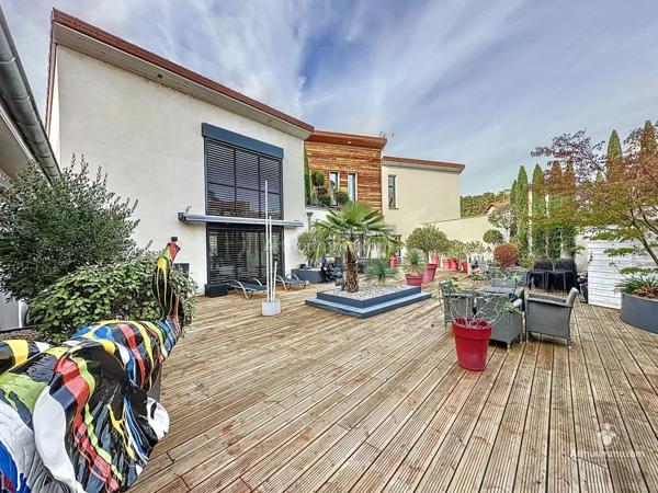 Vente Loft 6 pièces 320 m2 à Roanne