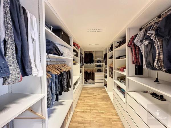 Vente Loft 6 pièces 320 m2 à Roanne