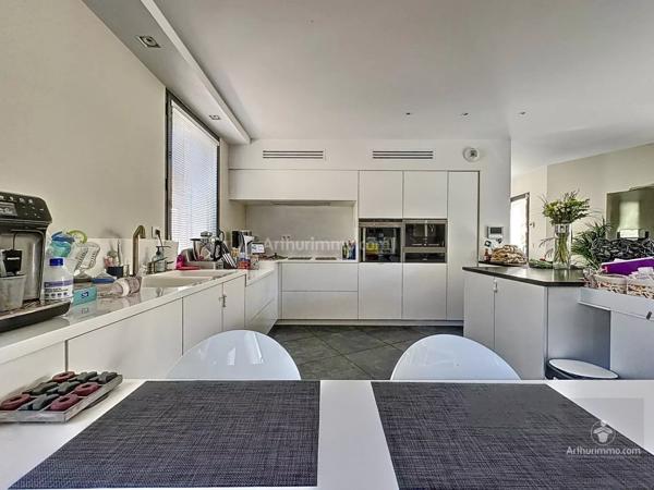 Vente Loft 6 pièces 320 m2 à Roanne