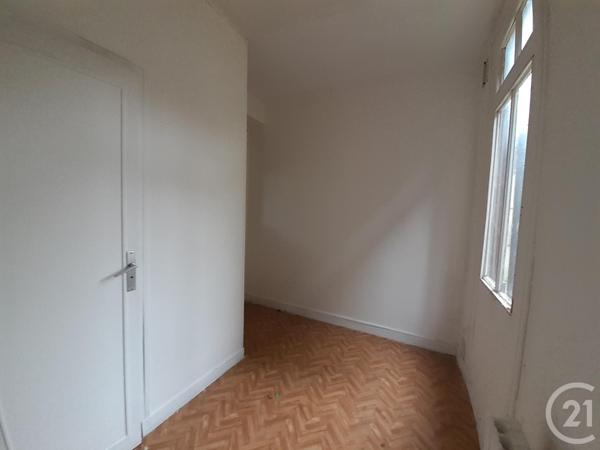 Immeuble à vendre  105 m2 BERNAY - 27