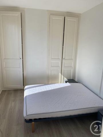 Immeuble à vendre  105 m2 BERNAY - 27