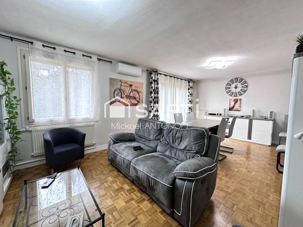 Appartement 4 pièces avec balcon et cave