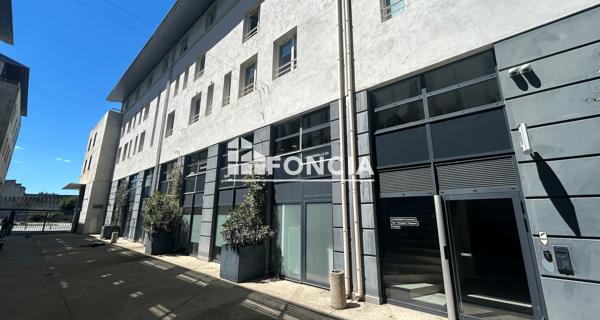 À vendre Local commercial 40 m² - Avignon 84000