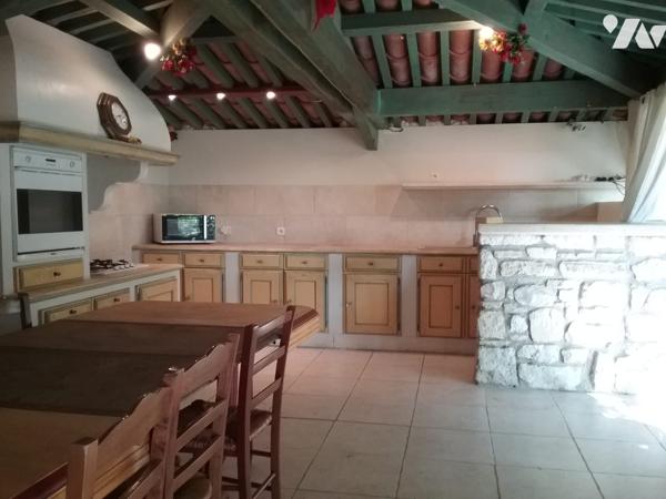 Villa 8 pièces 212m²