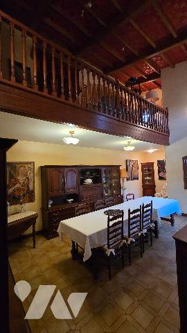 Villa 8 pièces 212m²