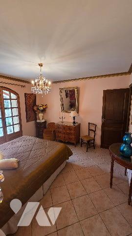 Villa 8 pièces 212m²