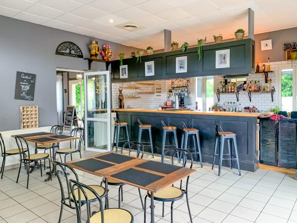 Commerce à vendre à Domme (24250) - Dordogne